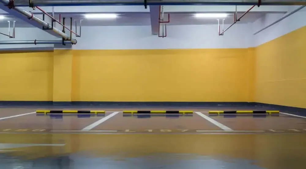 Parking lots room in yellow paint